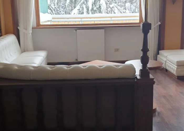 Casa Luca Prato 1 Via Delle Pinete Snc